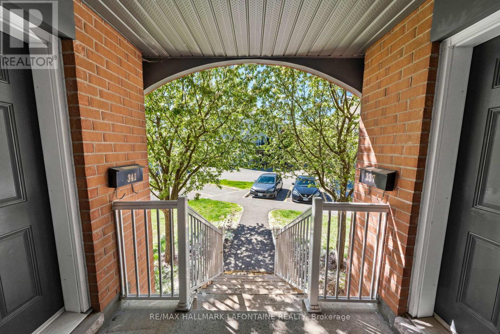 343 - 49 Jardin Private, Ottawa, Ontario  K1K 2V8 - Photo 3 - X13228374