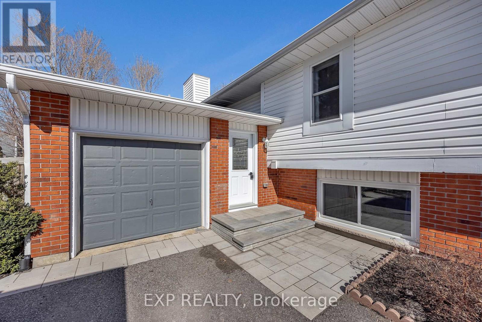 46 Nelson Street W, Carleton Place, Ontario  K7C 3X2 - Photo 3 - X13228398