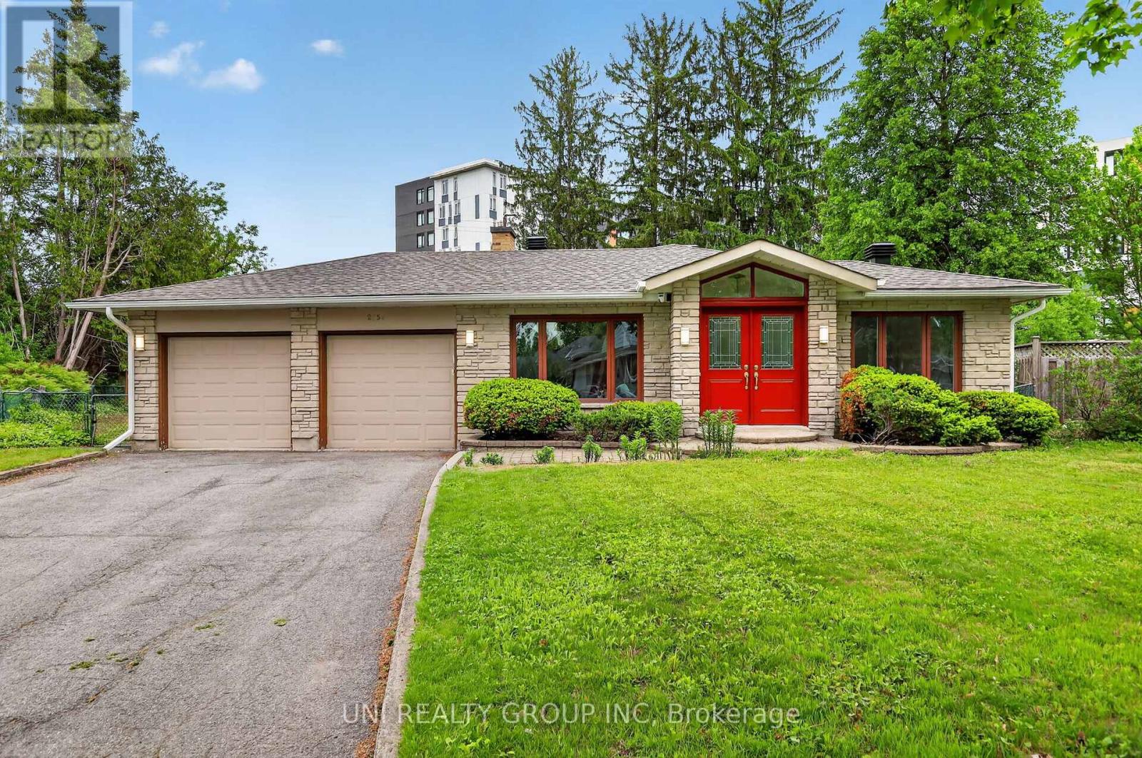 2554 Egan Road, Ottawa, Ontario  K1V 8N1 - Photo 1 - X13228406
