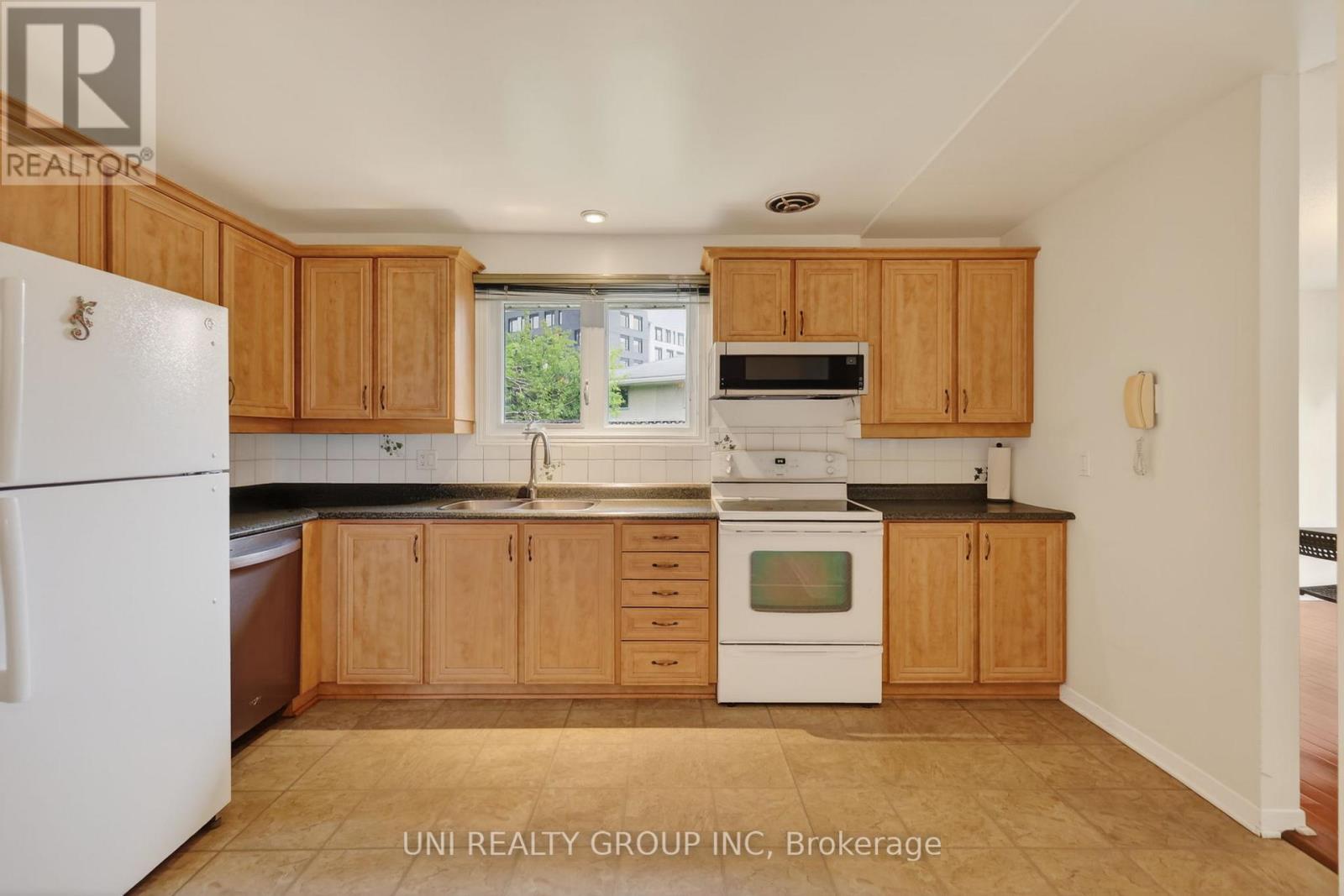 2554 Egan Road, Ottawa, Ontario  K1V 8N1 - Photo 10 - X13228406