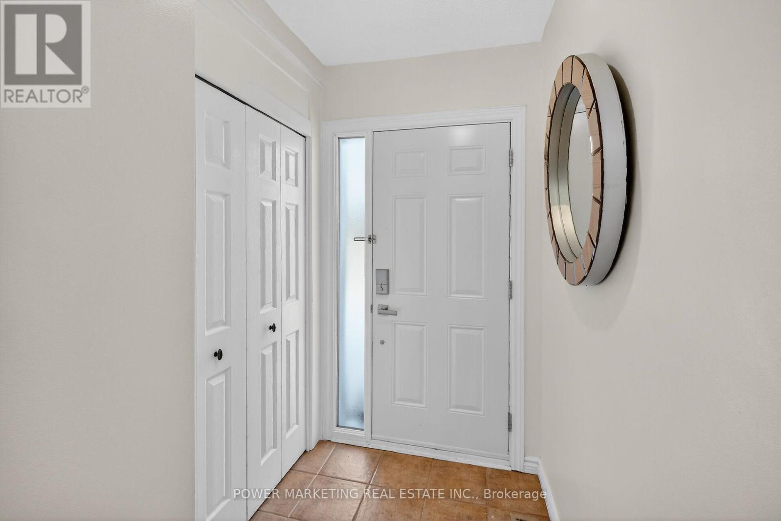 104 Bannerhill, Ottawa, Ontario  K1V 0T4 - Photo 6 - X13228410