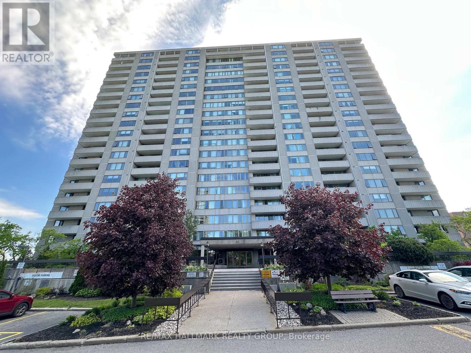 1706 - 2625 Regina Street, Ottawa, Ontario  K2B 5W8 - Photo 2 - X13228596