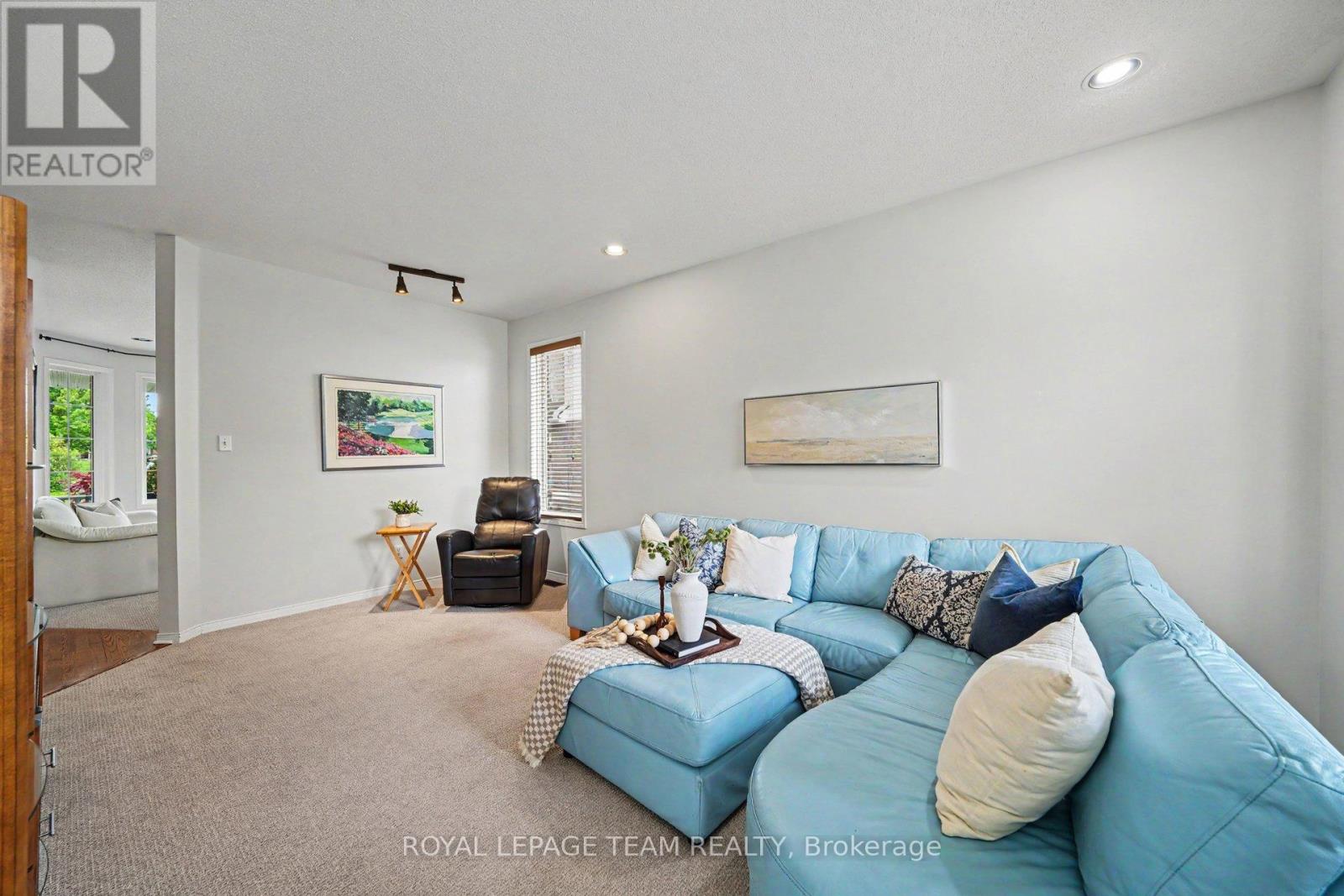 3222 Carriage Hill Place, Ottawa, Ontario  K1T 3X5 - Photo 16 - X13228654