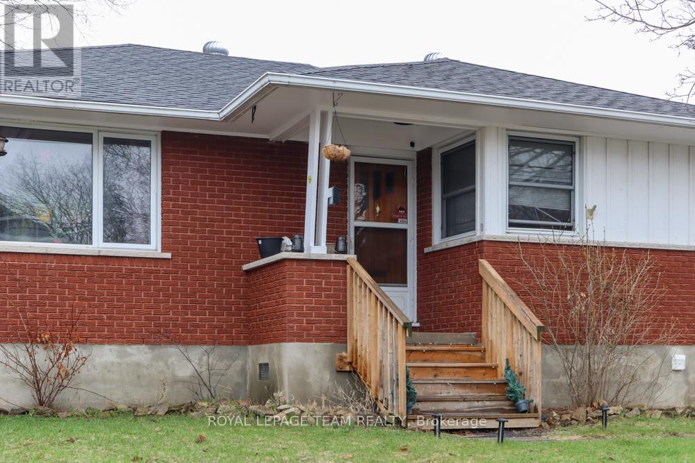 75 Winnifred Street N, Smiths Falls, Ontario  K7A 2N8 - Photo 3 - X13228692