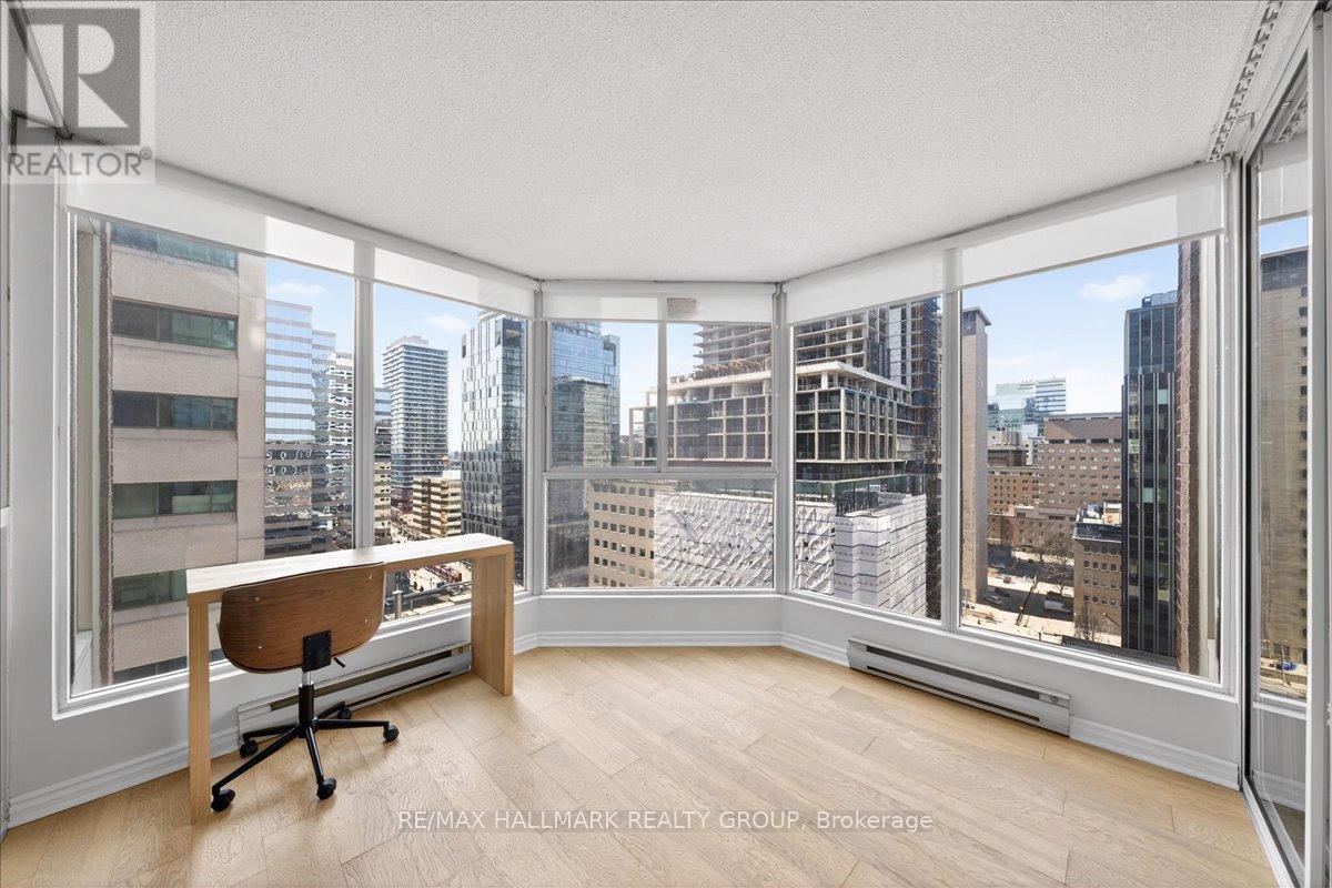 1506 - 55 Centre Avenue, Toronto, Ontario  M5G 2H5 - Photo 20 - C13228842