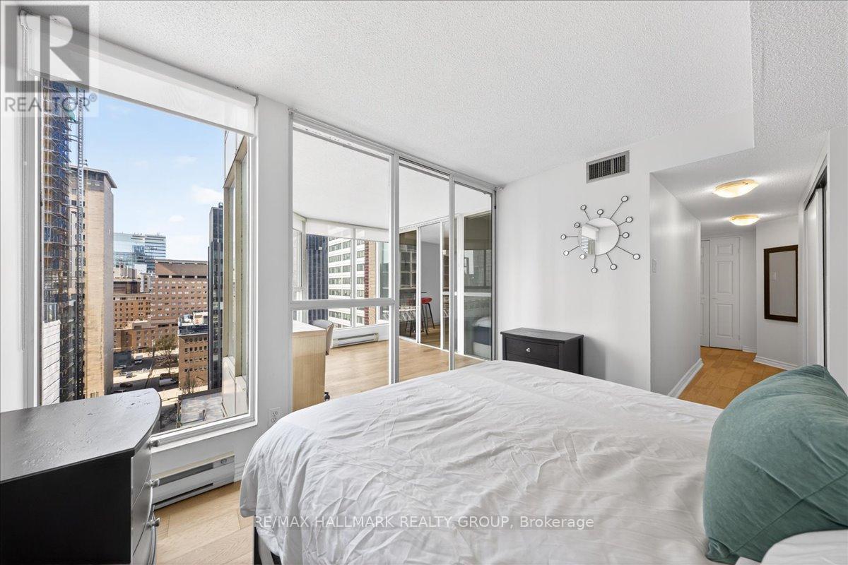 1506 - 55 Centre Avenue, Toronto, Ontario  M5G 2H5 - Photo 23 - C13228842
