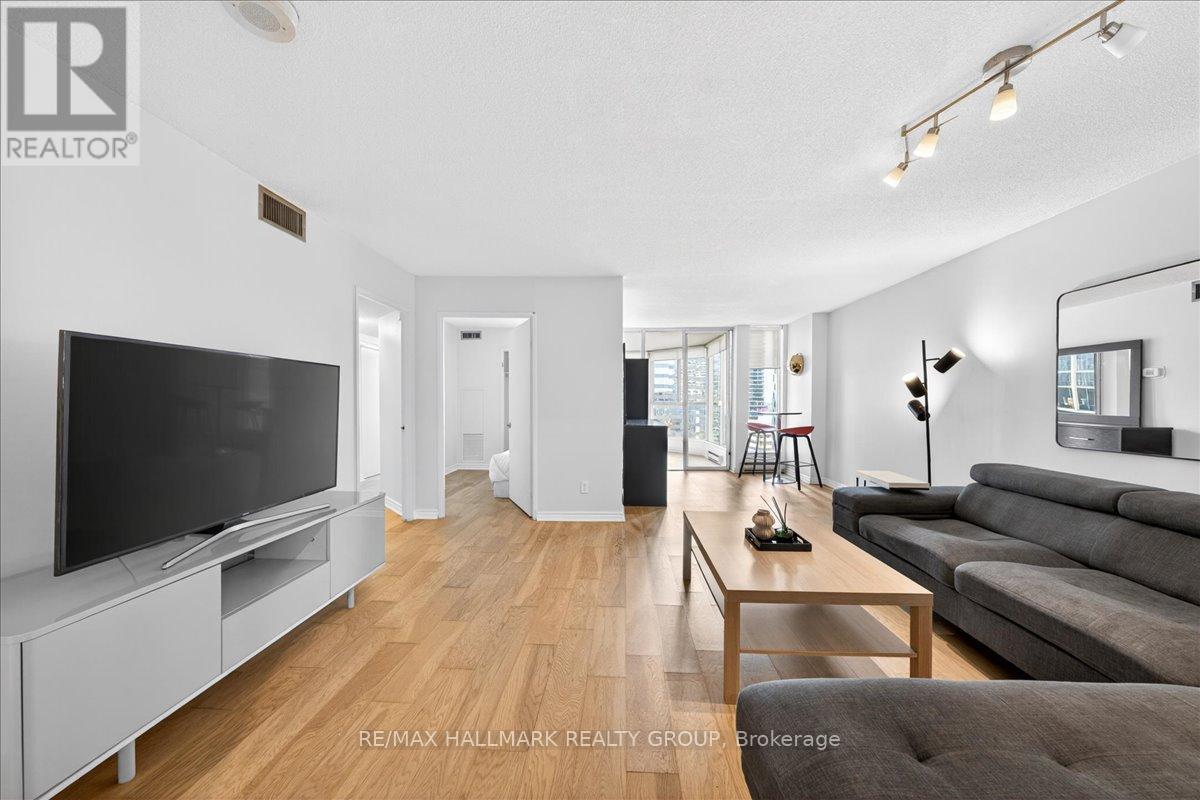 1506 - 55 Centre Avenue, Toronto, Ontario  M5G 2H5 - Photo 5 - C13228842