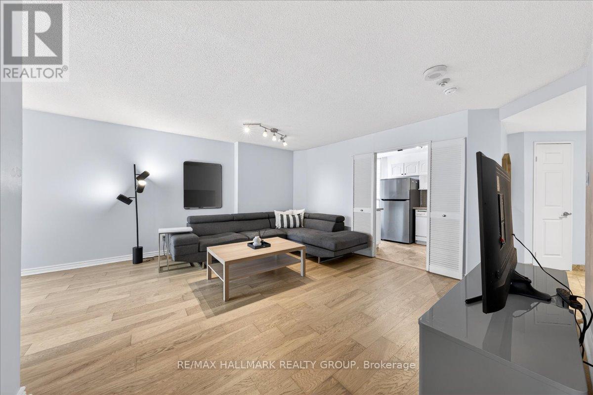 1506 - 55 Centre Avenue, Toronto, Ontario  M5G 2H5 - Photo 6 - C13228842