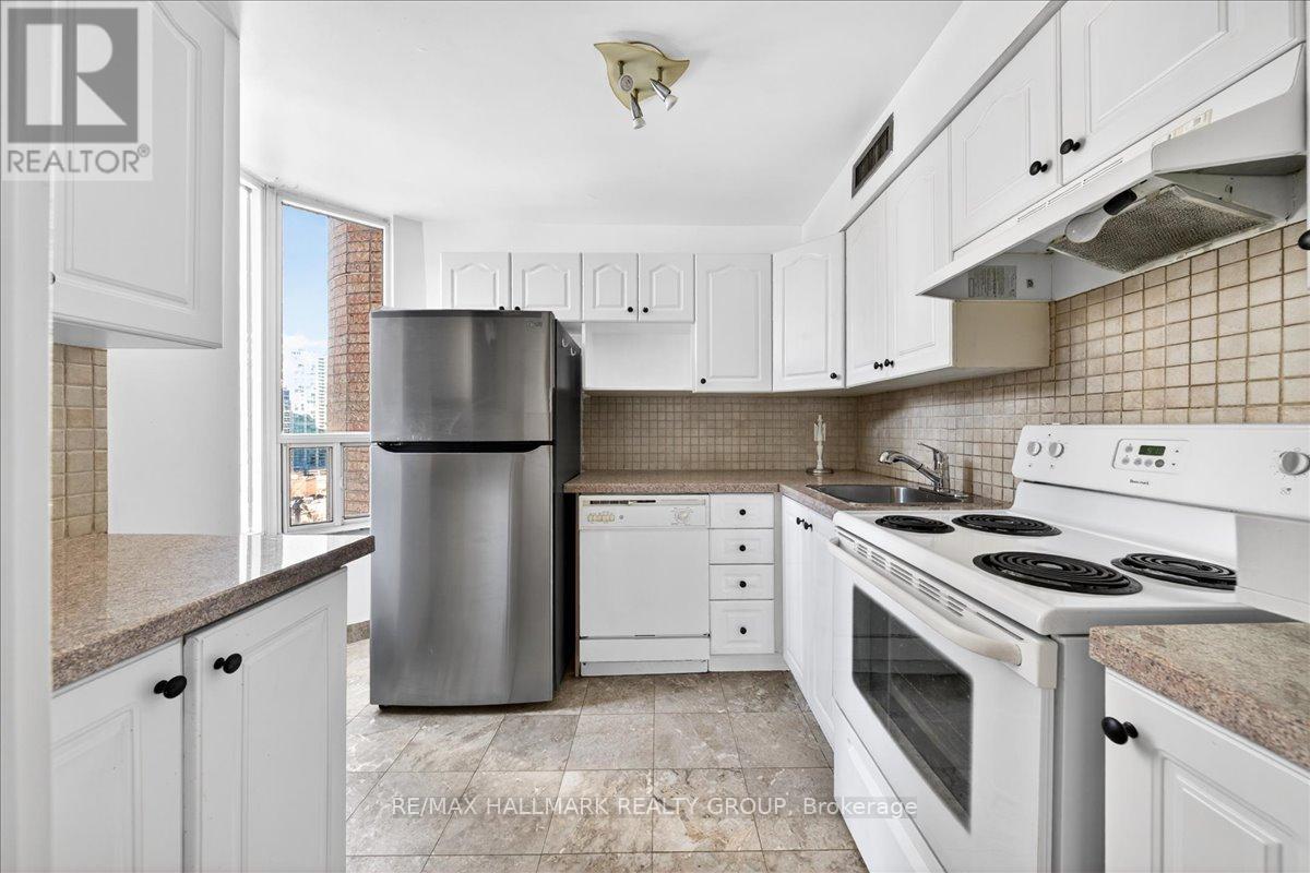 1506 - 55 Centre Avenue, Toronto, Ontario  M5G 2H5 - Photo 9 - C13228842