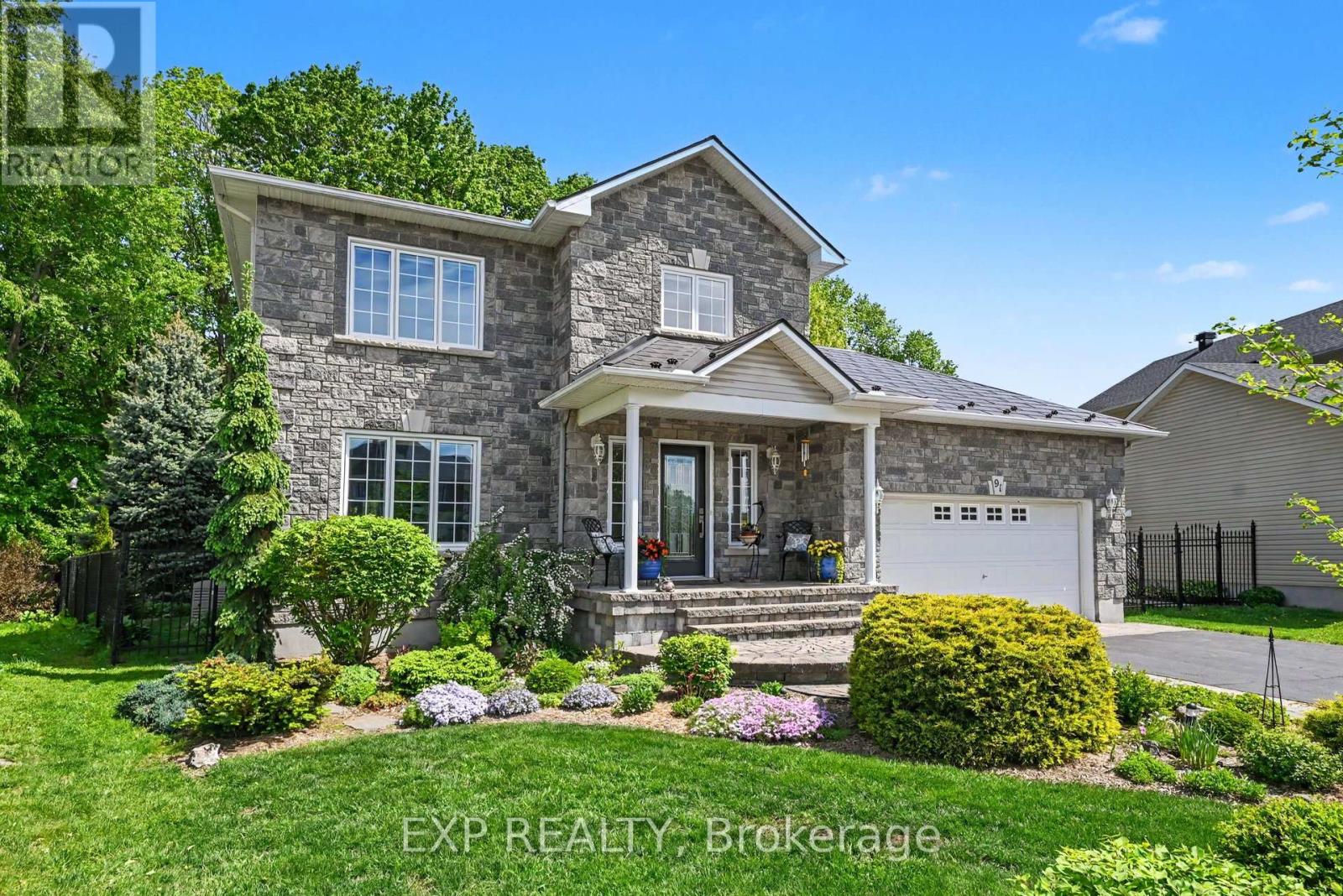 91 Rembrandt Drive, Russell, Ontario  K0A 1W0 - Photo 3 - X13228874