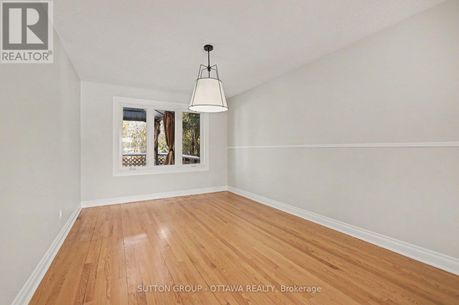 1071 Aldea Avenue, Ottawa, Ontario  K1H 8B8 - Photo 8 - X13229100