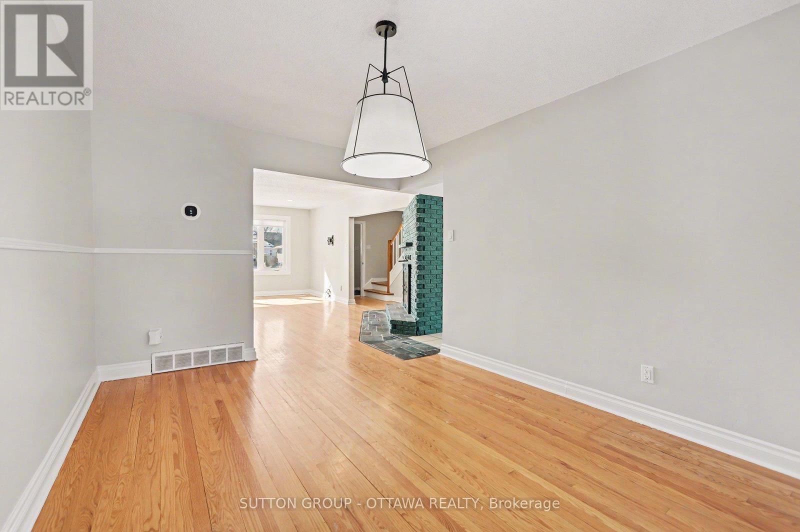1071 Aldea Avenue, Ottawa, Ontario  K1H 8B8 - Photo 9 - X13229100