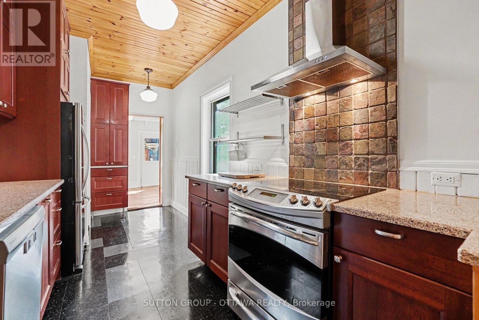279 Cambridge Street N, Ottawa, Ontario  K1R 7B1 - Photo 8 - X13229178