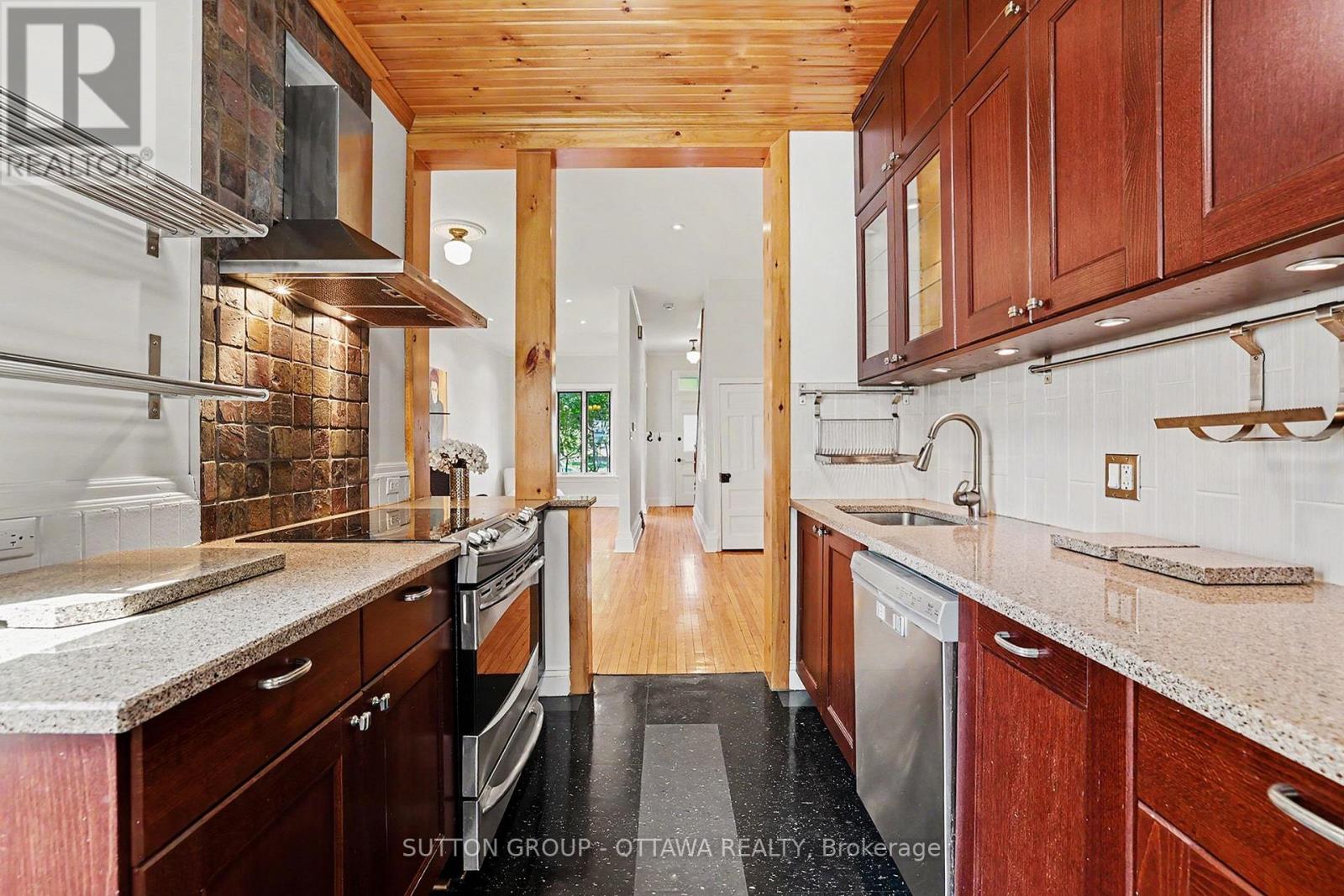 279 Cambridge Street N, Ottawa, Ontario  K1R 7B1 - Photo 9 - X13229178