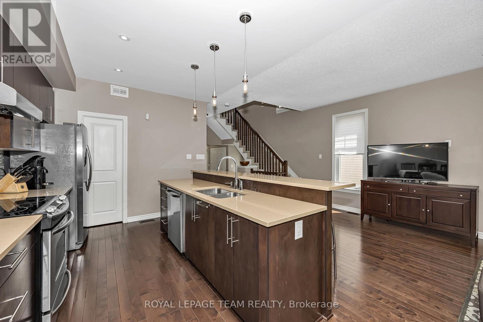 248 Meadowlilly Road, Ottawa, Ontario  K1T 0H4 - Photo 15 - X13229226