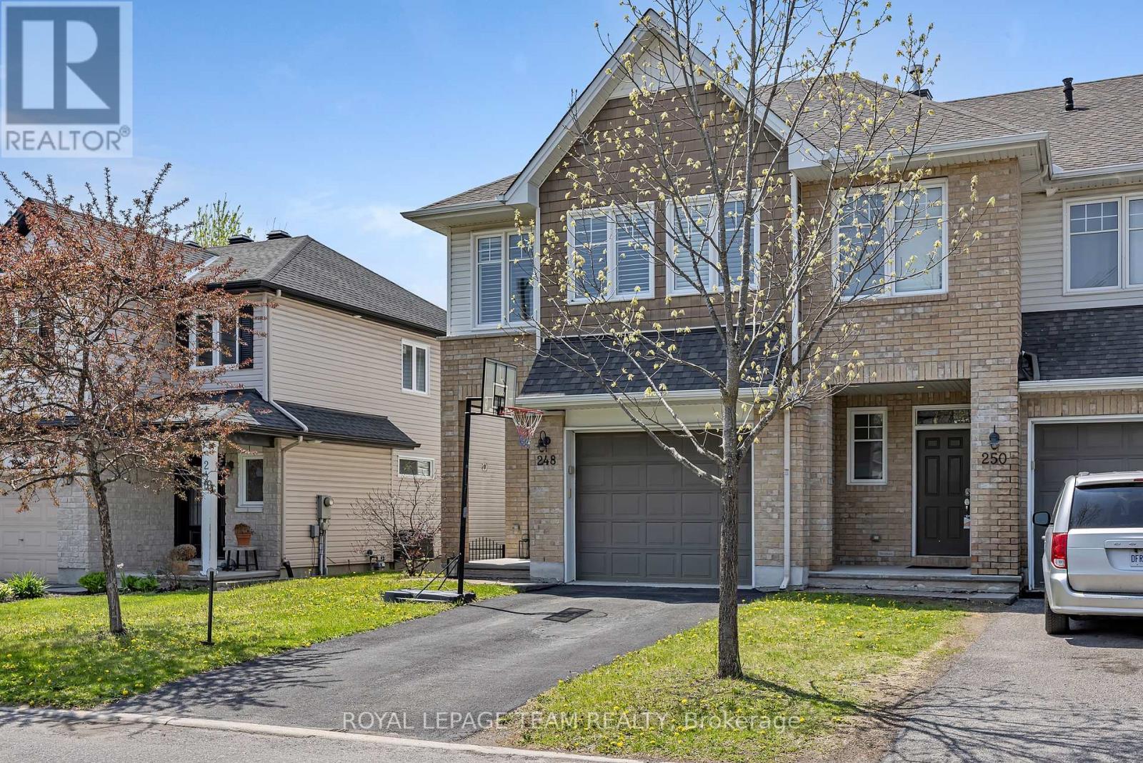 248 Meadowlilly Road, Ottawa, Ontario  K1T 0H4 - Photo 3 - X13229226
