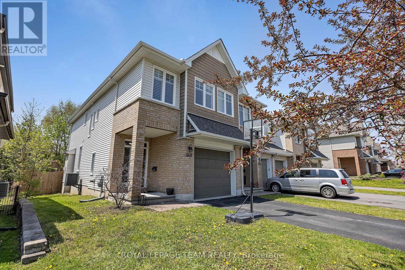 248 Meadowlilly Road, Ottawa, Ontario  K1T 0H4 - Photo 4 - X13229226