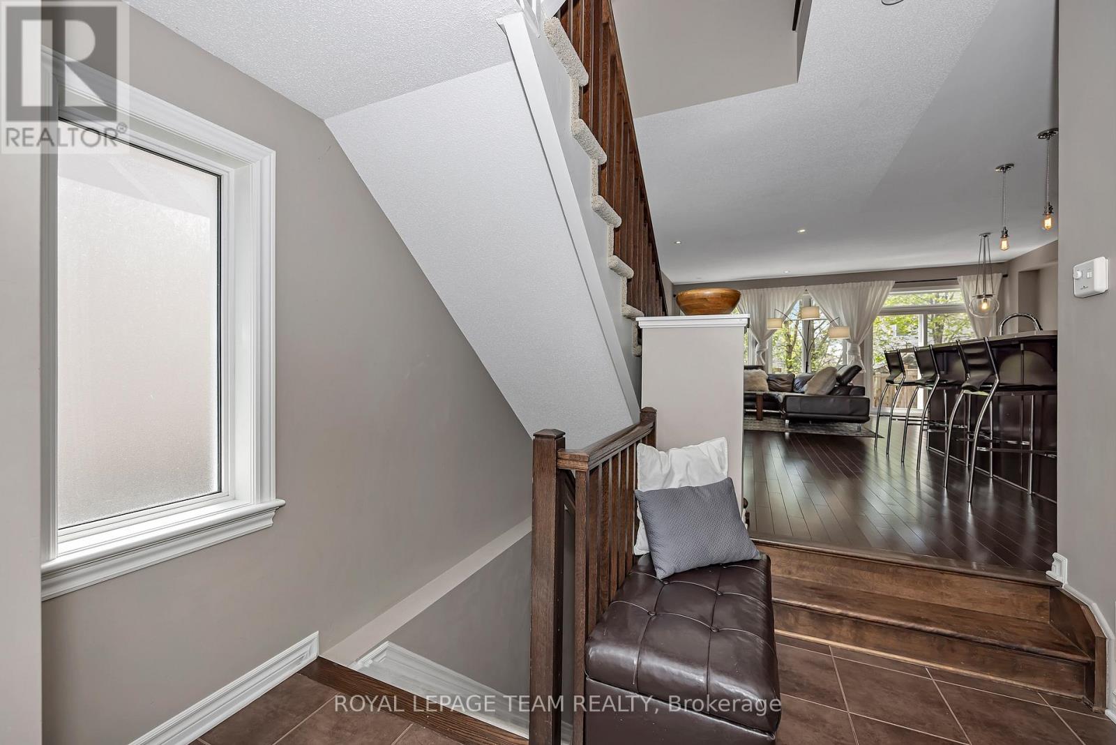 248 Meadowlilly Road, Ottawa, Ontario  K1T 0H4 - Photo 6 - X13229226