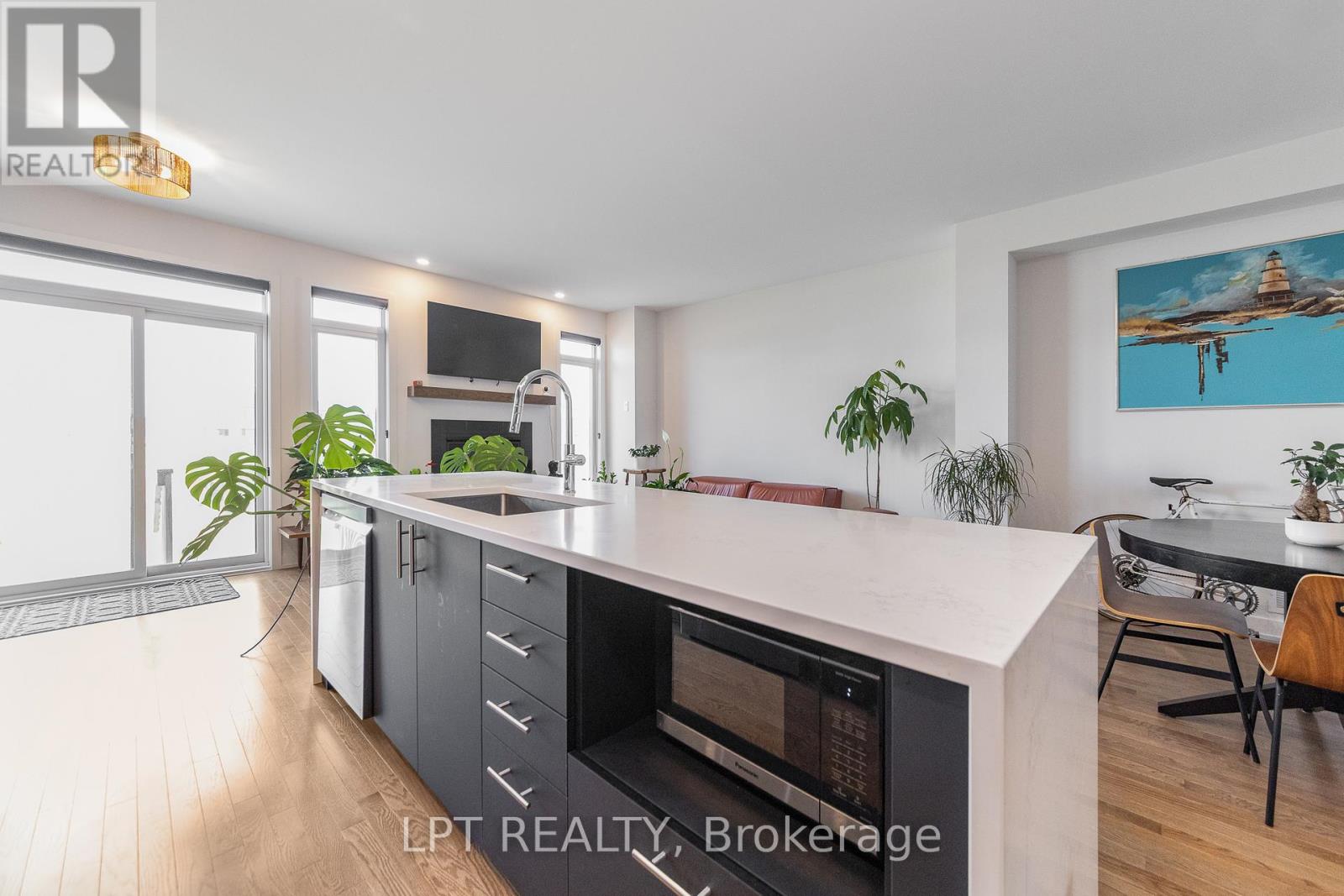 557 Tahoe Heights, Ottawa, Ontario  K1T 0X4 - Photo 10 - X13229308