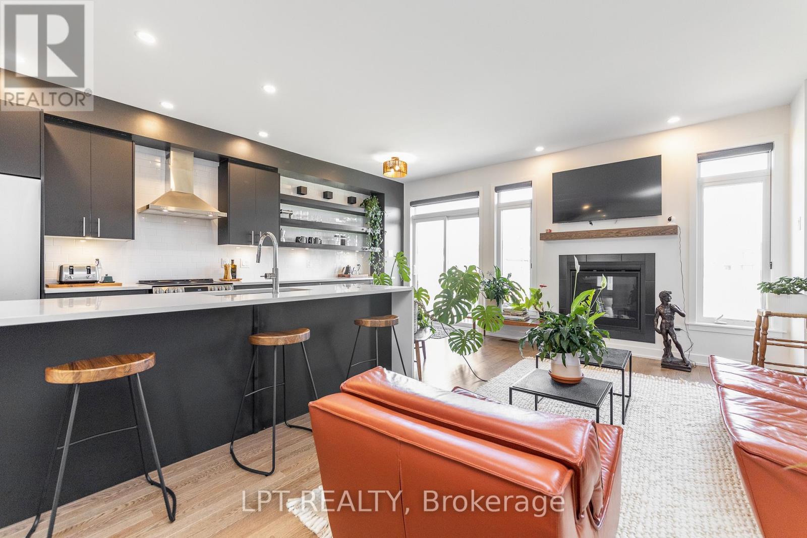 557 Tahoe Heights, Ottawa, Ontario  K1T 0X4 - Photo 12 - X13229308