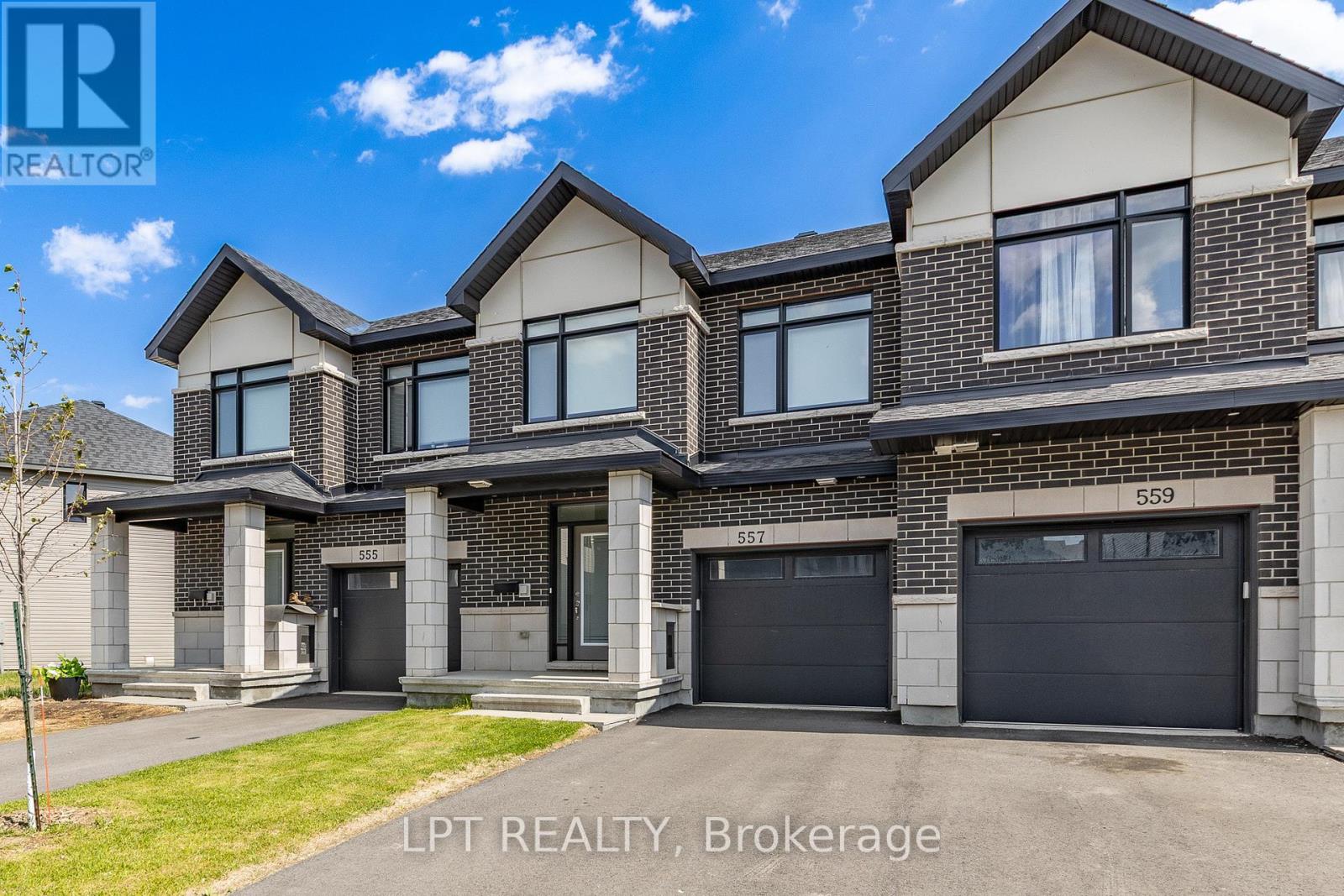 557 Tahoe Heights, Ottawa, Ontario  K1T 0X4 - Photo 2 - X13229308