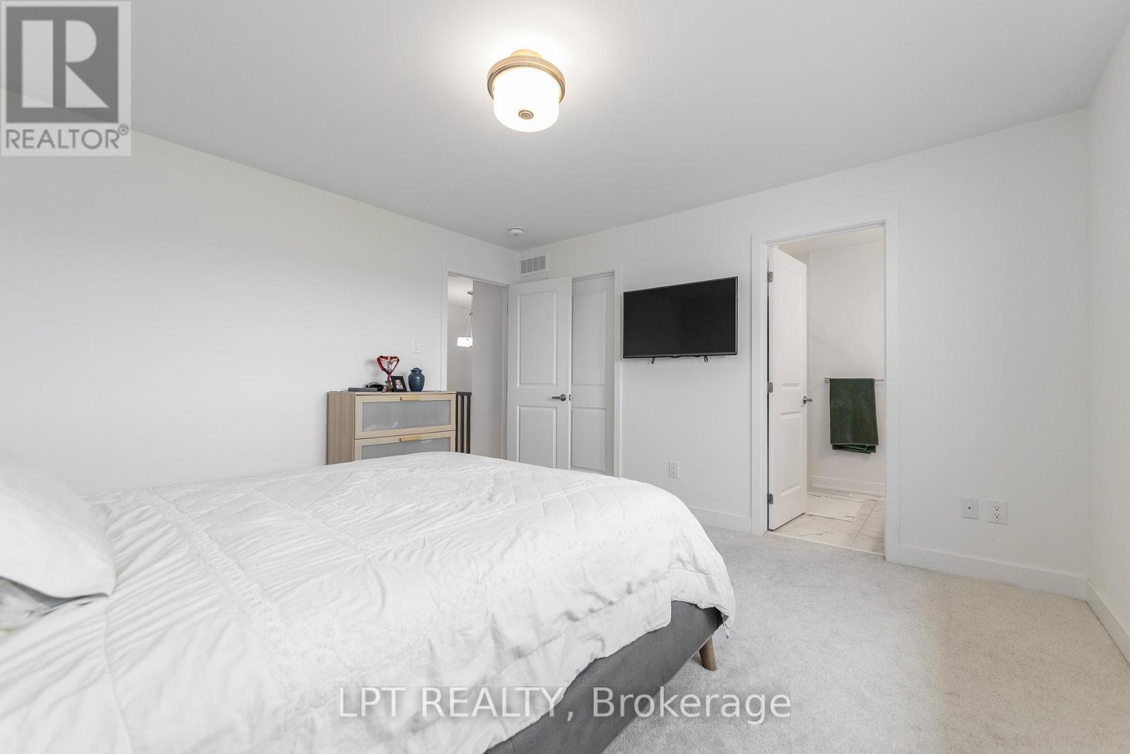 557 Tahoe Heights, Ottawa, Ontario  K1T 0X4 - Photo 20 - X13229308