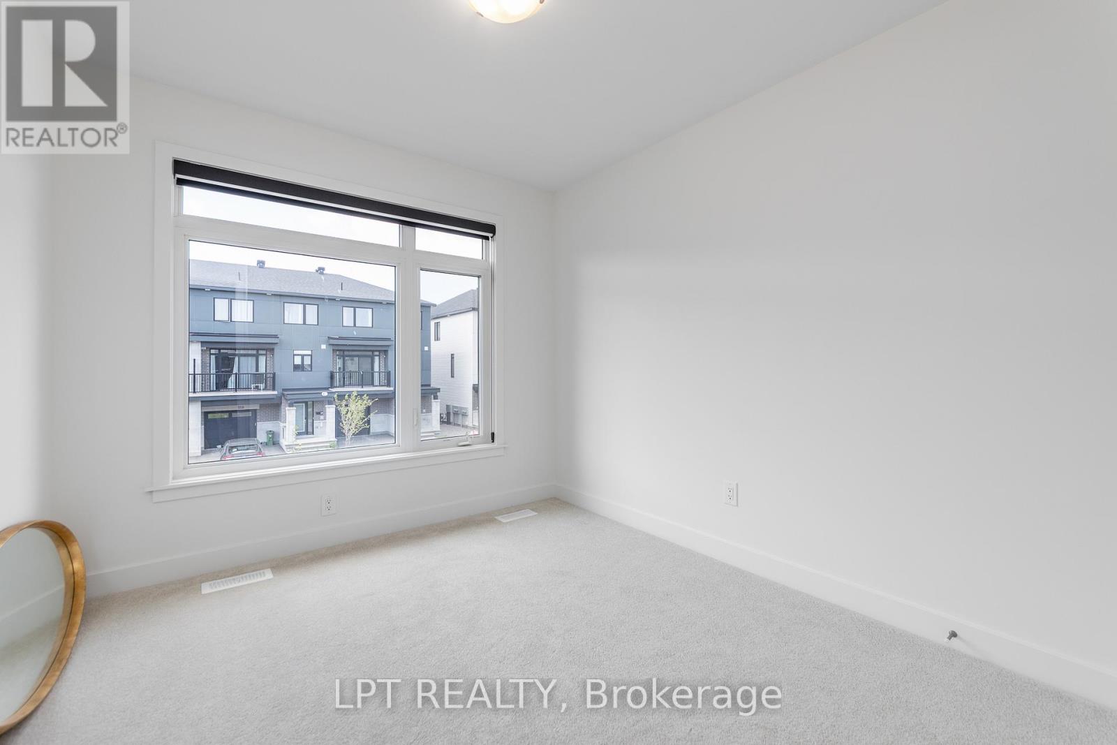 557 Tahoe Heights, Ottawa, Ontario  K1T 0X4 - Photo 23 - X13229308
