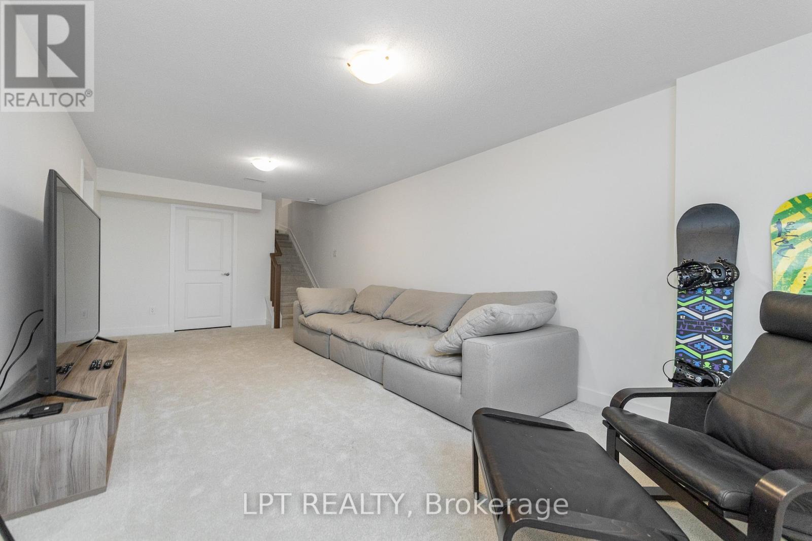 557 Tahoe Heights, Ottawa, Ontario  K1T 0X4 - Photo 30 - X13229308
