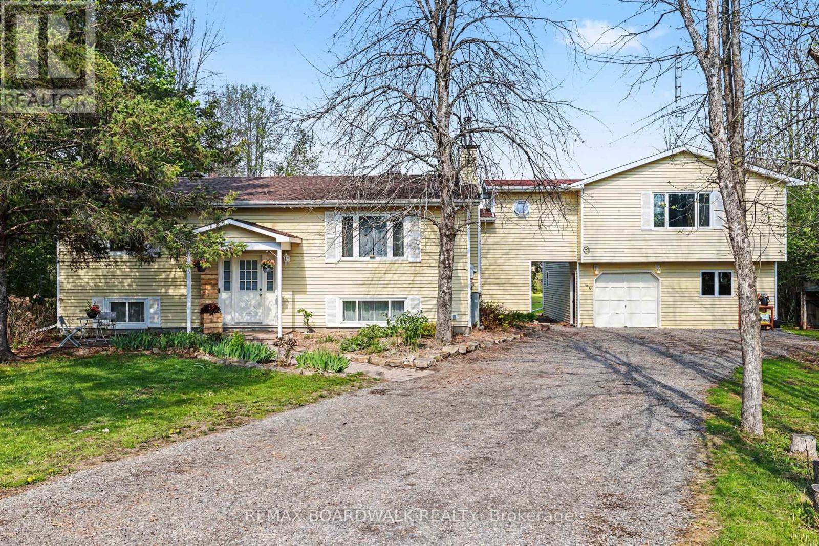952 County 18 Road, North Grenville, Ontario  K0G 1S0 - Photo 1 - X13229370