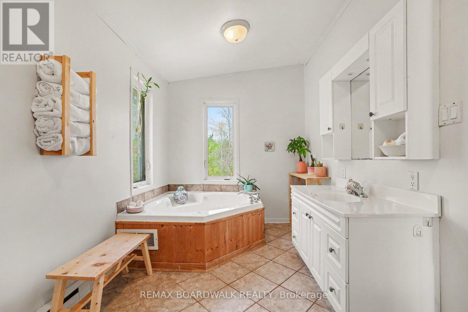 952 County 18 Road, North Grenville, Ontario  K0G 1S0 - Photo 13 - X13229370
