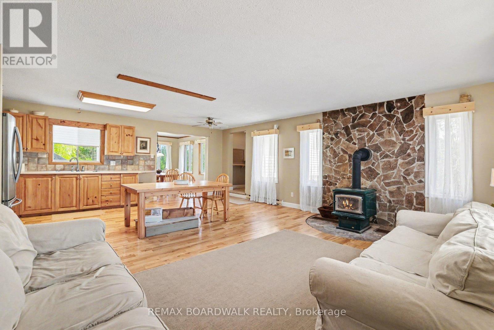 952 County 18 Road, North Grenville, Ontario  K0G 1S0 - Photo 6 - X13229370