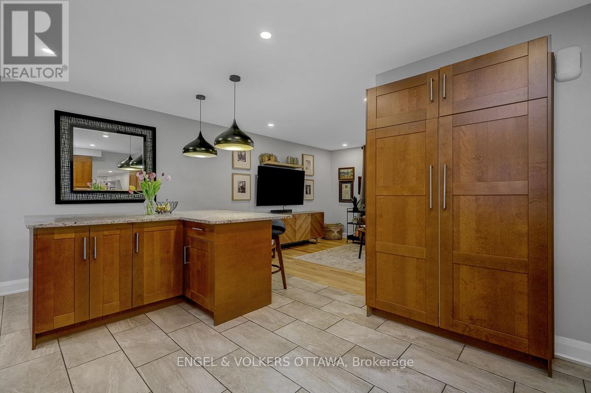 2766 Harwood Avenue, Ottawa, Ontario  K2B 8H7 - Photo 14 - X13229584