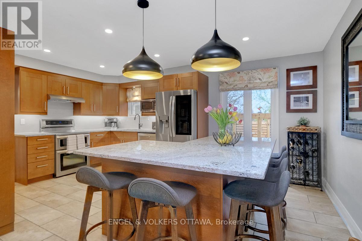 2766 Harwood Avenue, Ottawa, Ontario  K2B 8H7 - Photo 17 - X13229584