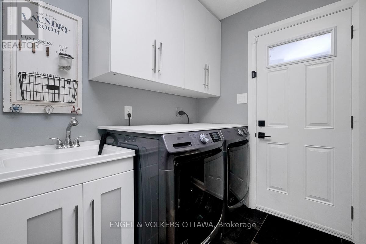 2766 Harwood Avenue, Ottawa, Ontario  K2B 8H7 - Photo 19 - X13229584