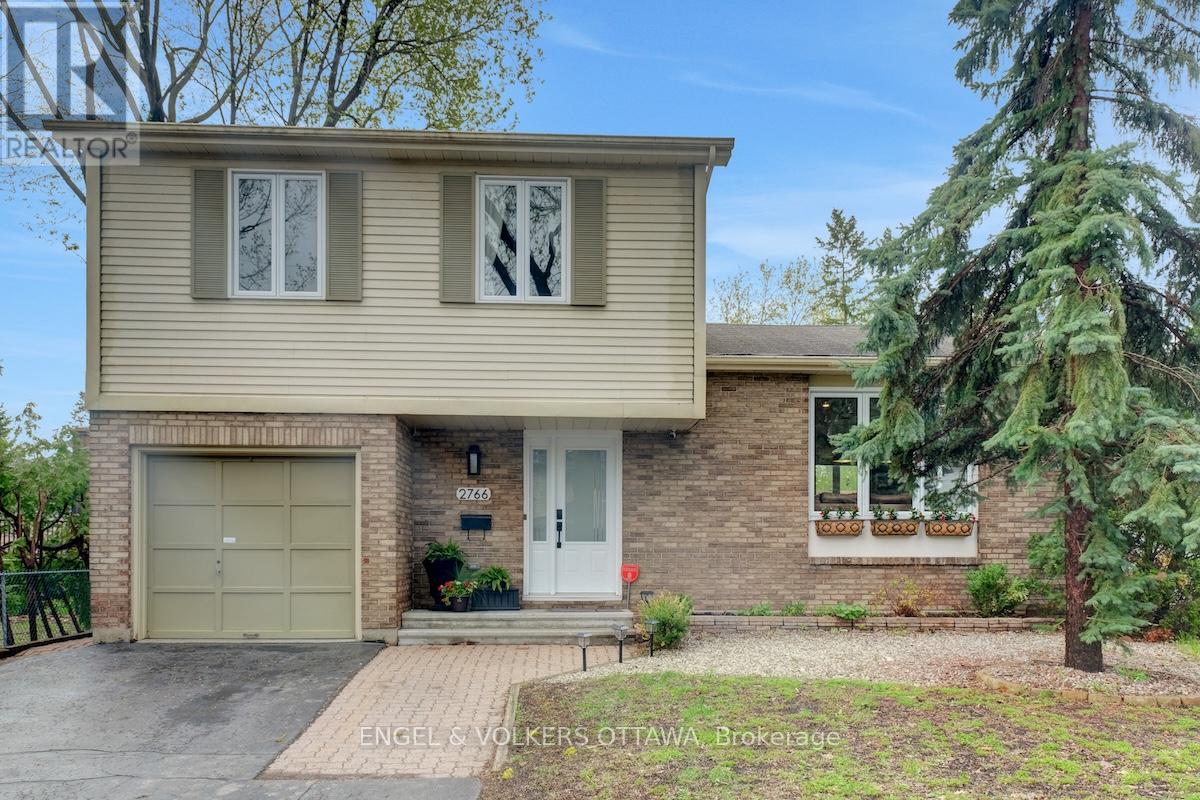 2766 Harwood Avenue, Ottawa, Ontario  K2B 8H7 - Photo 2 - X13229584
