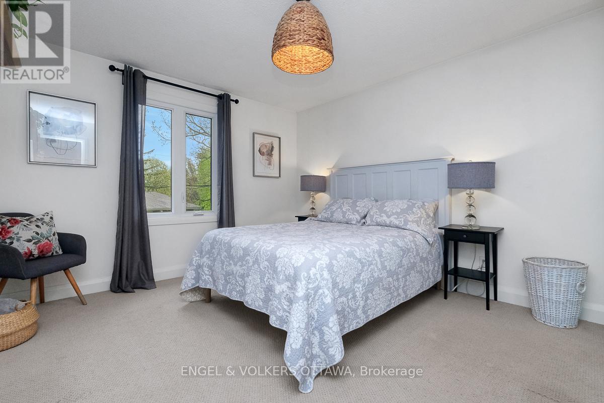 2766 Harwood Avenue, Ottawa, Ontario  K2B 8H7 - Photo 24 - X13229584