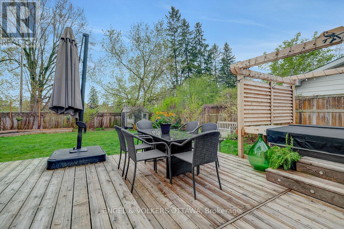 2766 Harwood Avenue, Ottawa, Ontario  K2B 8H7 - Photo 43 - X13229584