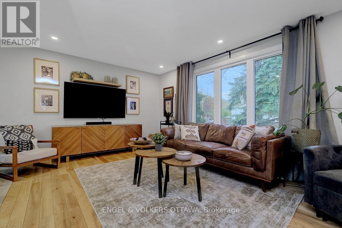 2766 Harwood Avenue, Ottawa, Ontario  K2B 8H7 - Photo 7 - X13229584