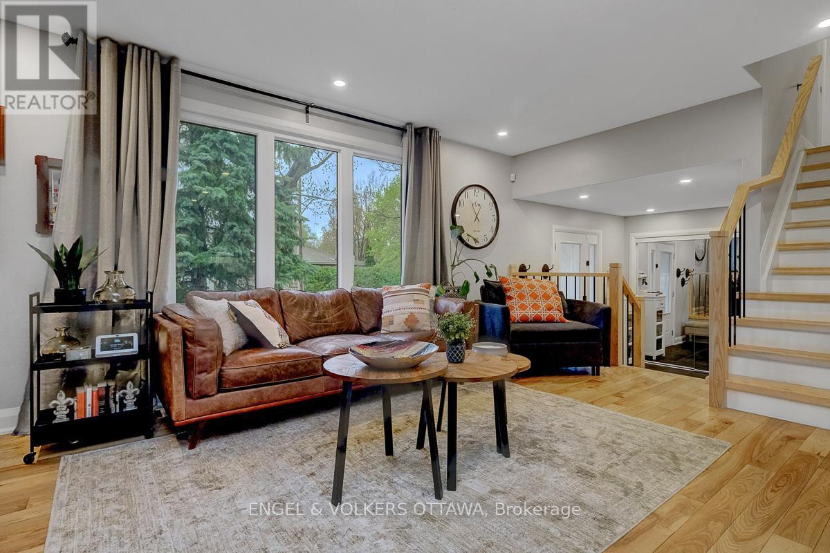 2766 Harwood Avenue, Ottawa, Ontario  K2B 8H7 - Photo 8 - X13229584