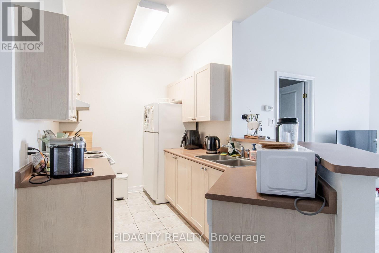 10m - 310 Central Park Drive, Ottawa, Ontario  K2C 4G4 - Photo 5 - X13229724