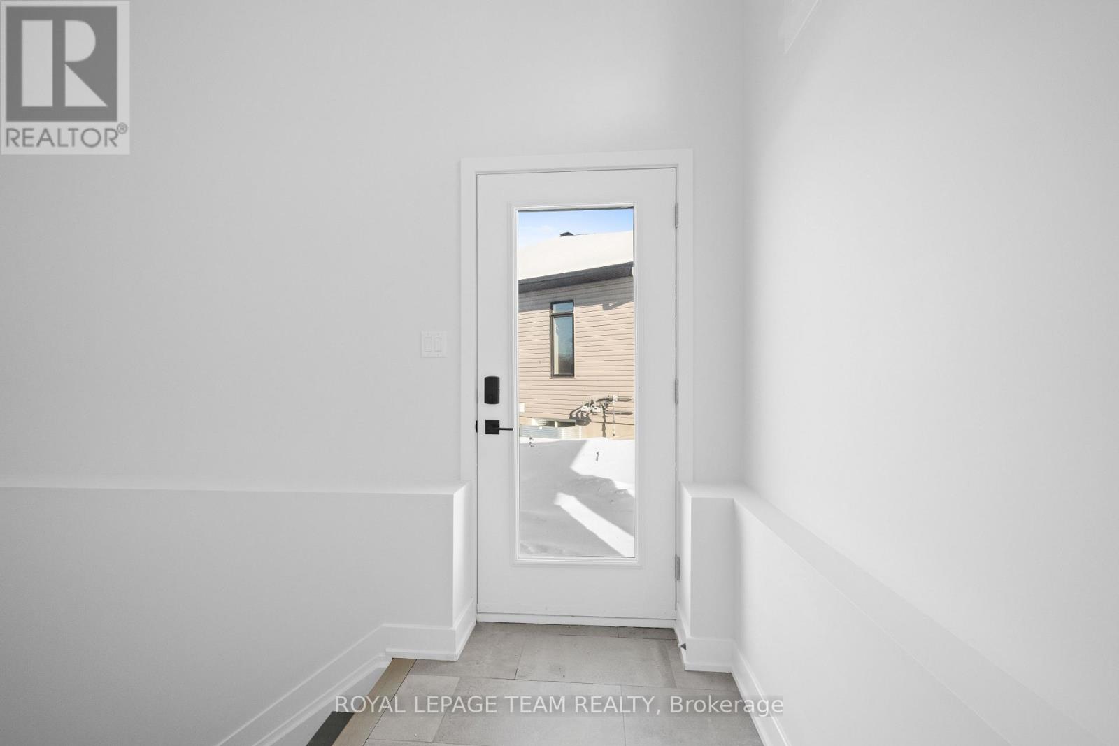 2 - 1102 Moore Street, Brockville, Ontario  K6V 0H2 - Photo 3 - X13229870