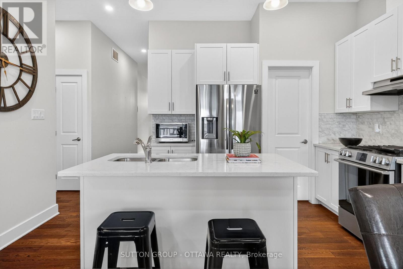 105 Dunlop Road, Carleton Place, Ontario  K7C 0R8 - Photo 9 - X13229936