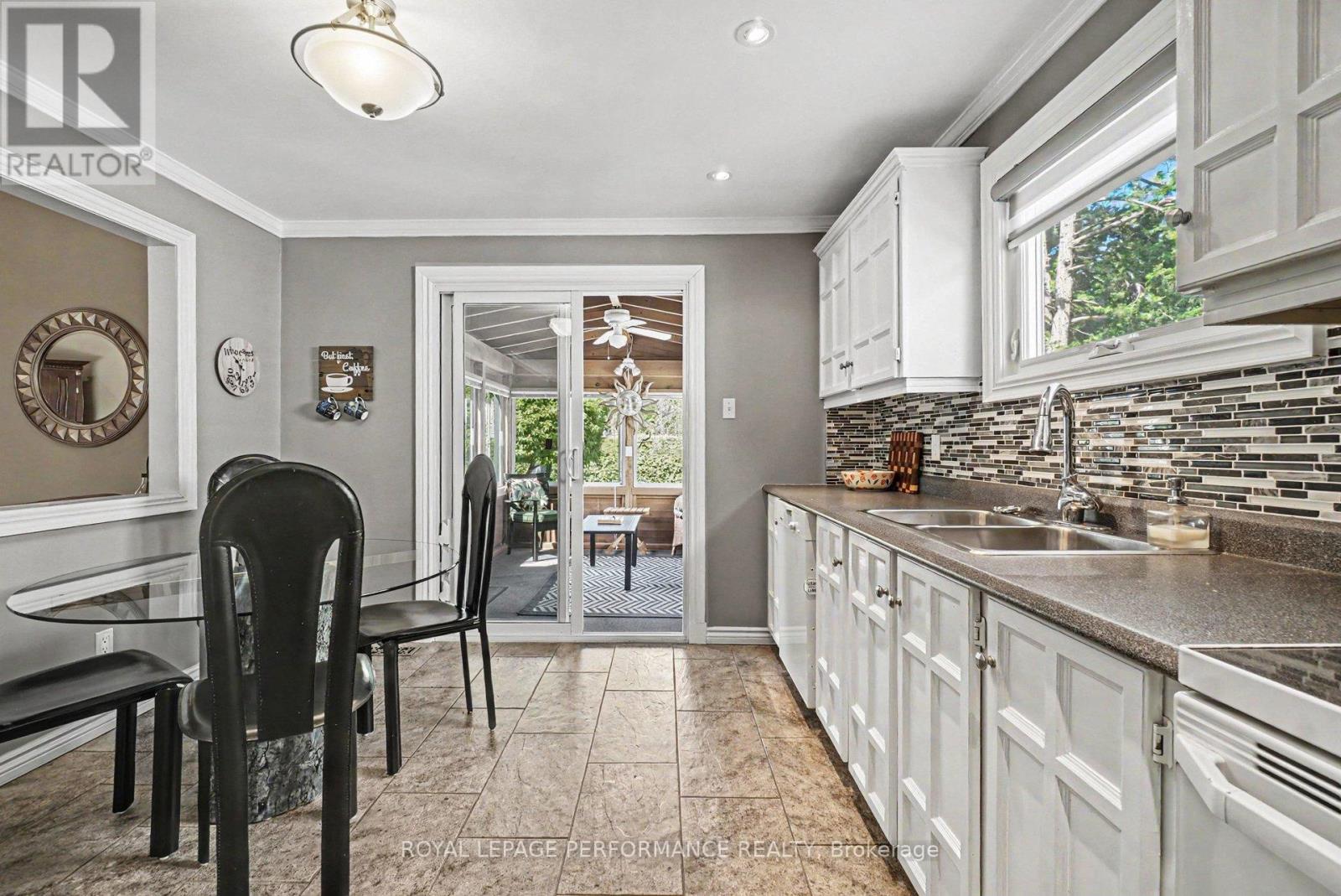 1163 Sauterne Park, Ottawa, Ontario  K1C 2H3 - Photo 14 - X13230002