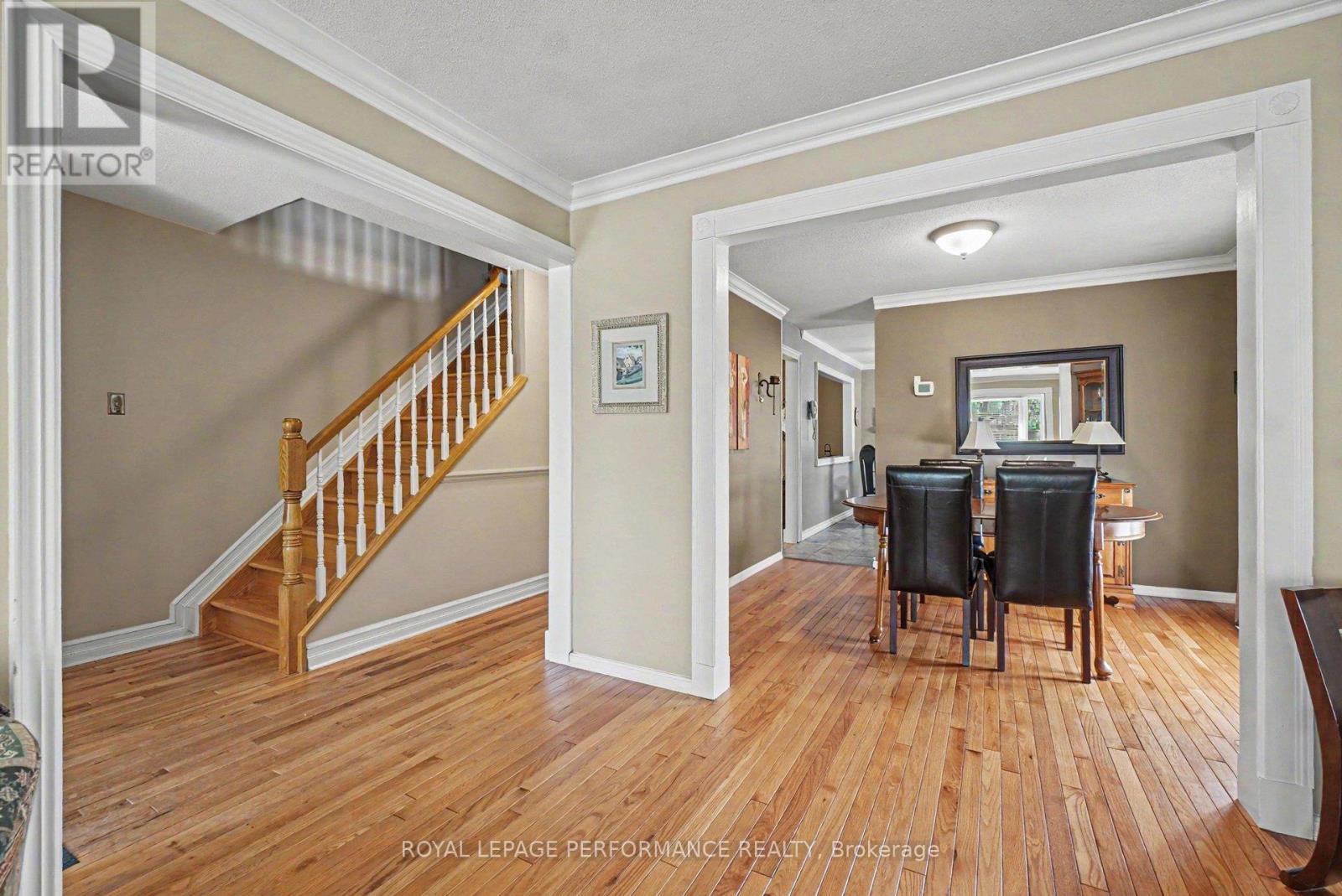 1163 Sauterne Park, Ottawa, Ontario  K1C 2H3 - Photo 9 - X13230002