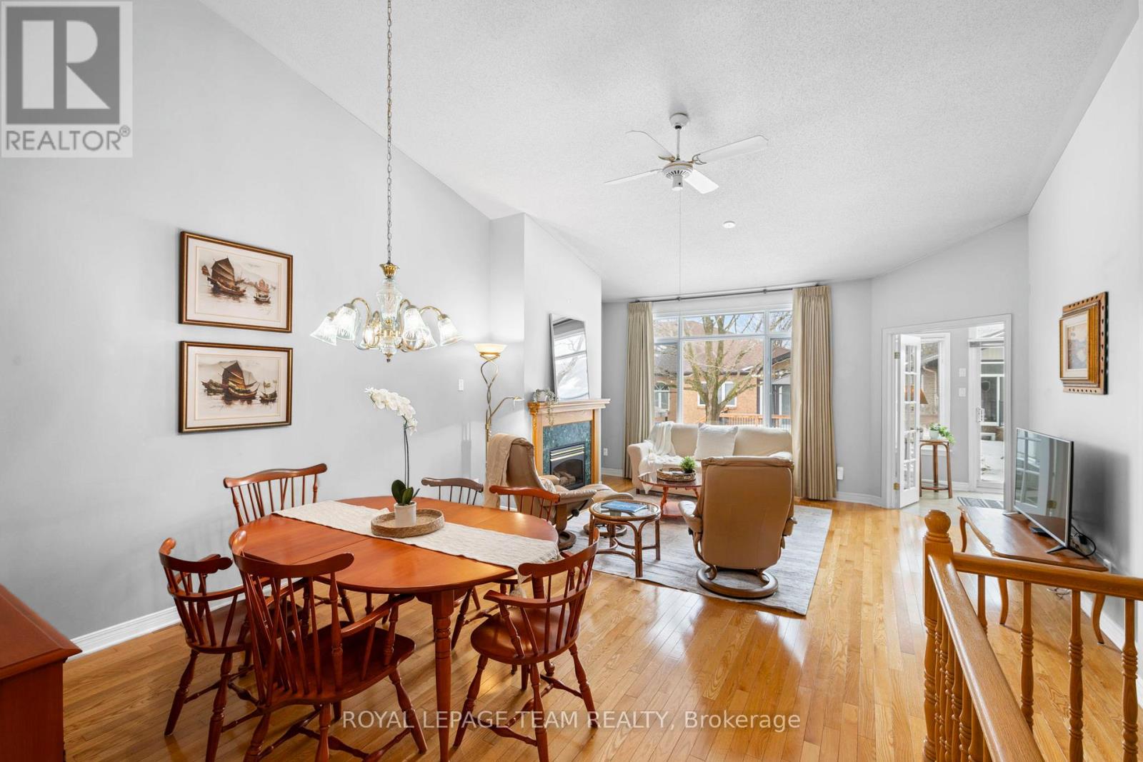 56 Coulson Court, Ottawa, Ontario  K2K 2X9 - Photo 5 - X13230008