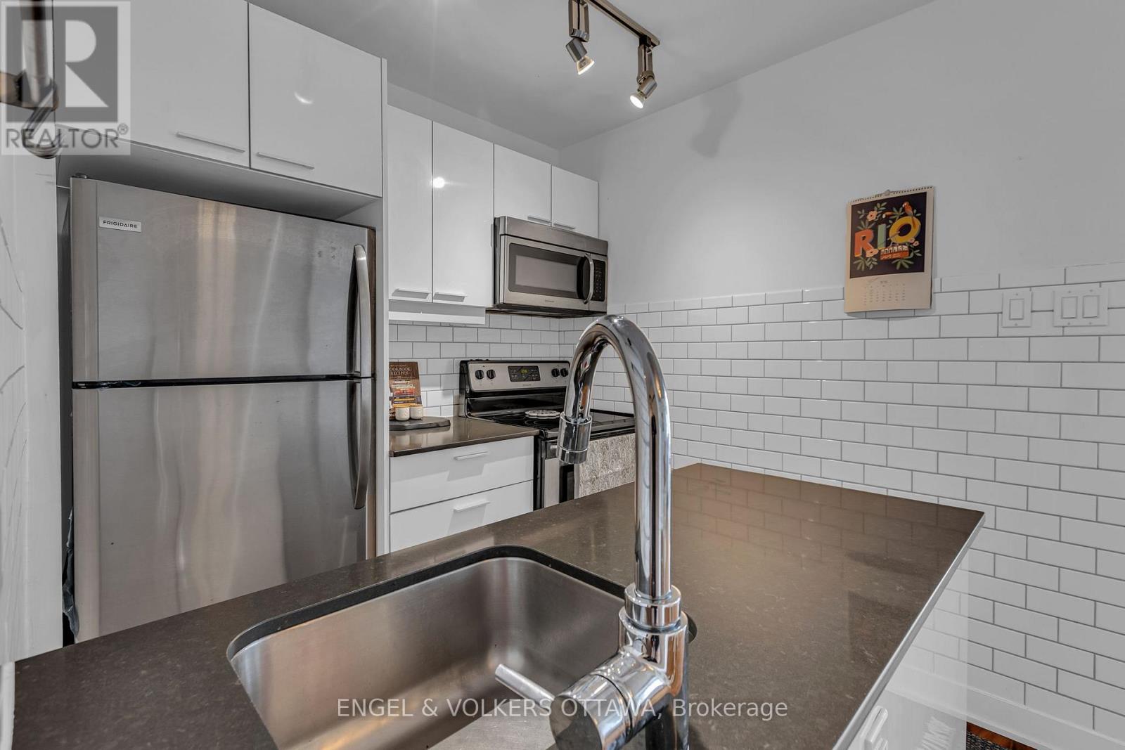 415 - 354 Gladstone Avenue, Ottawa, Ontario  K2P 0R4 - Photo 5 - X13230490