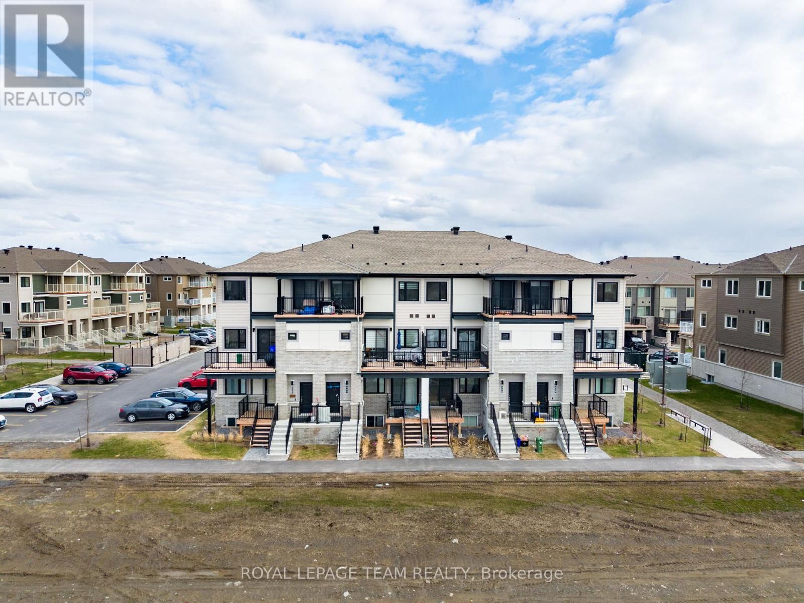 966 Chapman Mills Drive, Ottawa, Ontario  K2J 7J4 - Photo 4 - X13230554