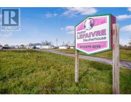 122 COUNTY RD 15 ROAD, Alfred and Plantagenet, Ontario