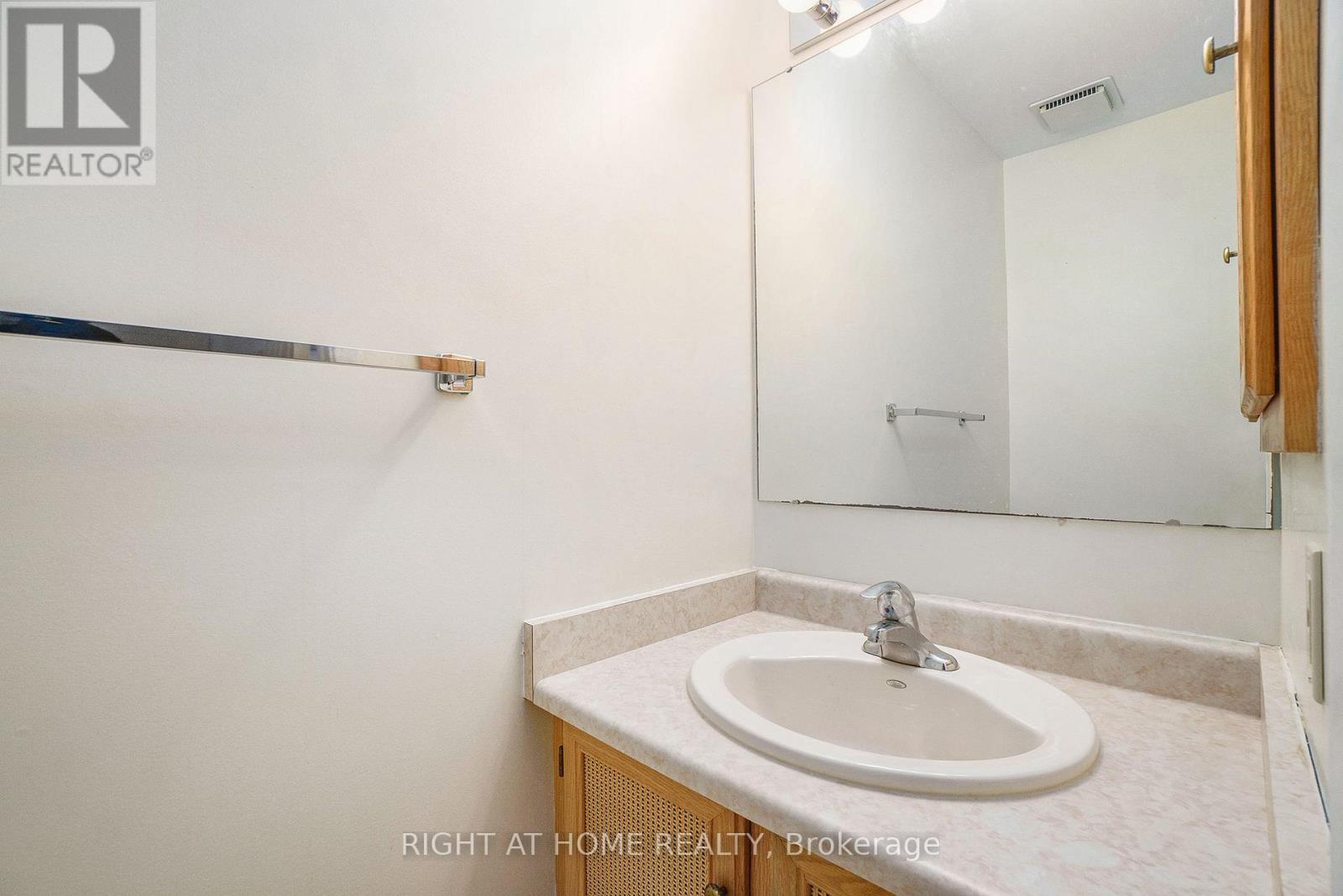 82 Nestow Drive, Ottawa, Ontario  K2G 4L8 - Photo 12 - X13230774