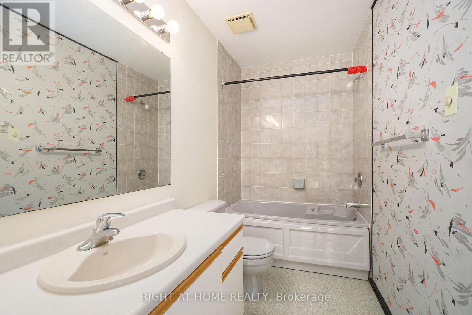 82 Nestow Drive, Ottawa, Ontario  K2G 4L8 - Photo 17 - X13230774